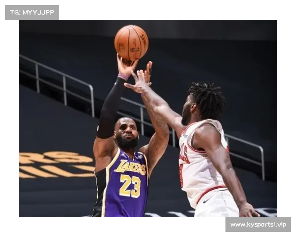 加福德称浓眉是当今篮球界最出色的进攻组织者之一 展现独特领导力 加福德称浓眉是当今篮球界最出色的进攻组织者之一 展现独特领导力