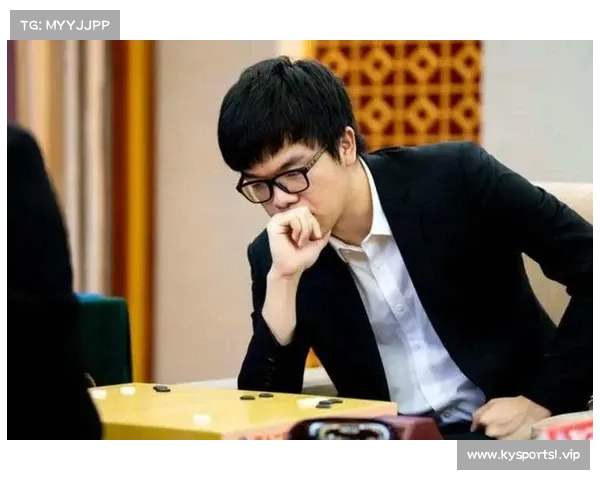 柯洁在国际象棋世界杯激战中与对手战平 成功晋级下一轮