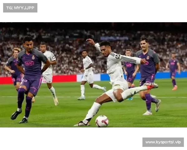 姆巴佩争议判罚引发热议 纳达尔公开强烈不满怒斥裁判判决 姆巴佩争议判罚引发热议 纳达尔公开强烈不满怒斥裁判判决